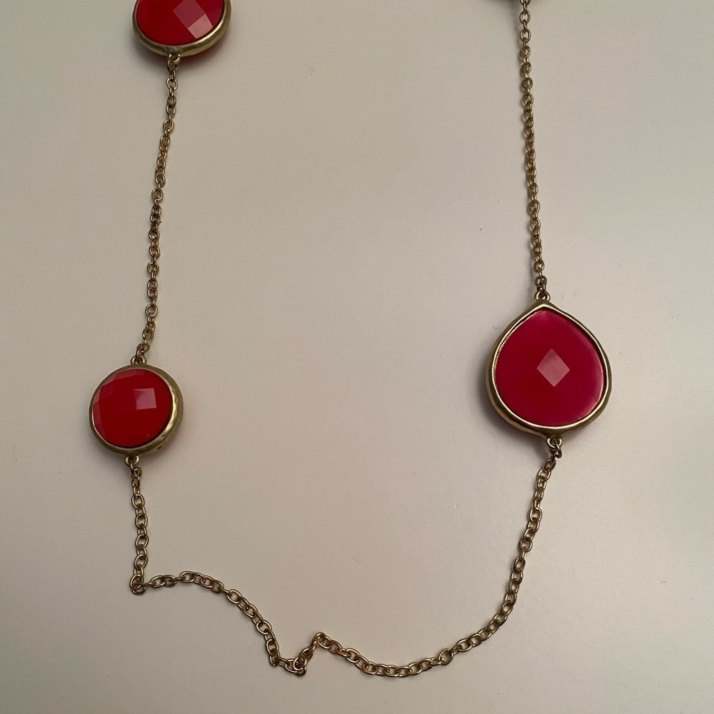 Pink statement necklace - Picture 2 of 5